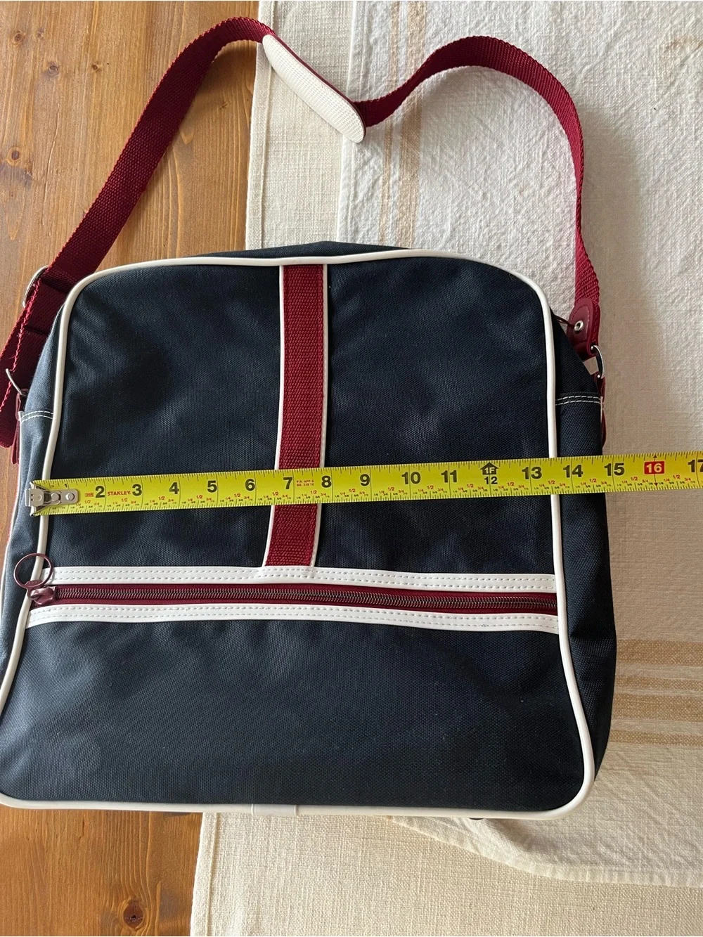 Vintage Retro Stripe Samsonite Men's Black and Burgundy Messenger Travel Bag